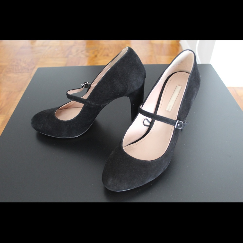 Black heels